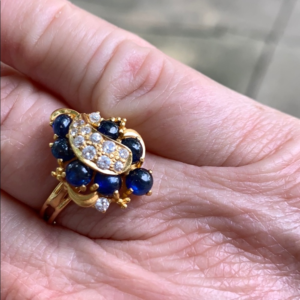 Solid 22 k Gold Blue Sapphire Cabochon Quartz Ring - Picture 3 of 16